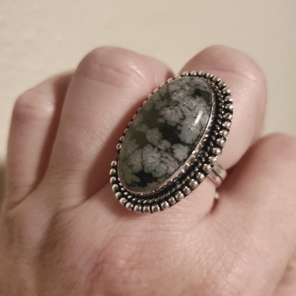 New Snowflake Obsidian 925 Silver Ring. - Picture 4 of 6